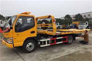 石狮哪里有拖车服务