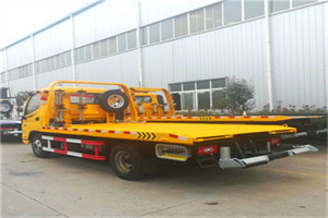 石狮附近拖车救援搭电